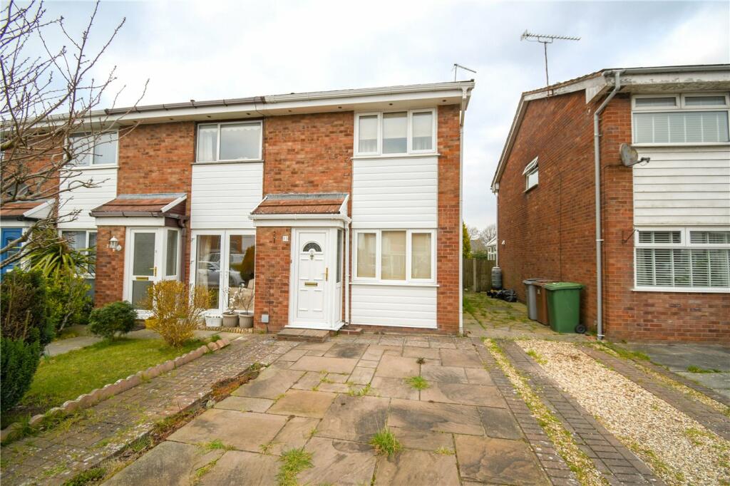 2 bedroom end of terrace house for sale in Thornley Road, Saughall