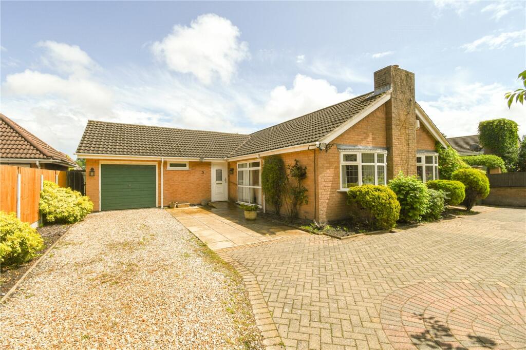 3 bedroom bungalow for sale in Acton Lane, Moreton, Wirral, CH46