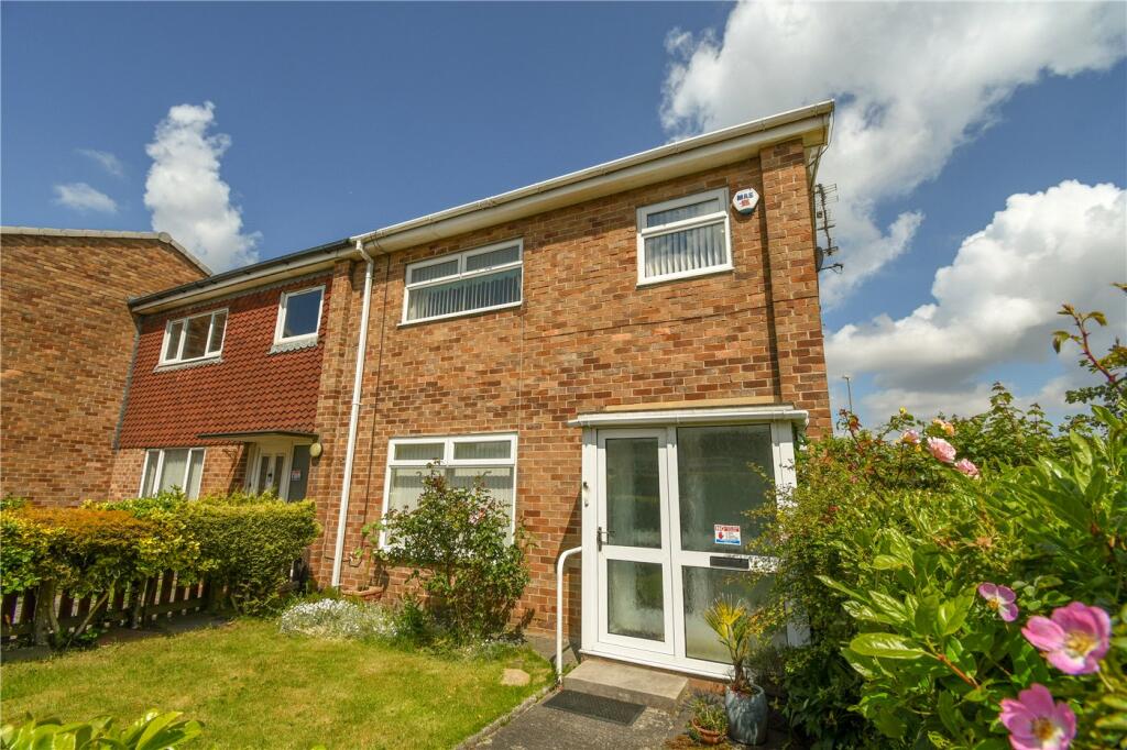 3 bedroom terraced house for sale in Sandbrook Lane, Moreton, Wirral, CH46