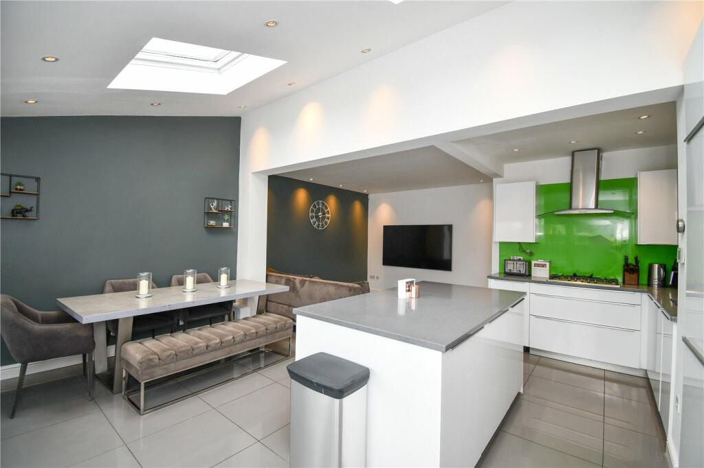 Additional property image - Avondale Avenue, Moreton, Wirral