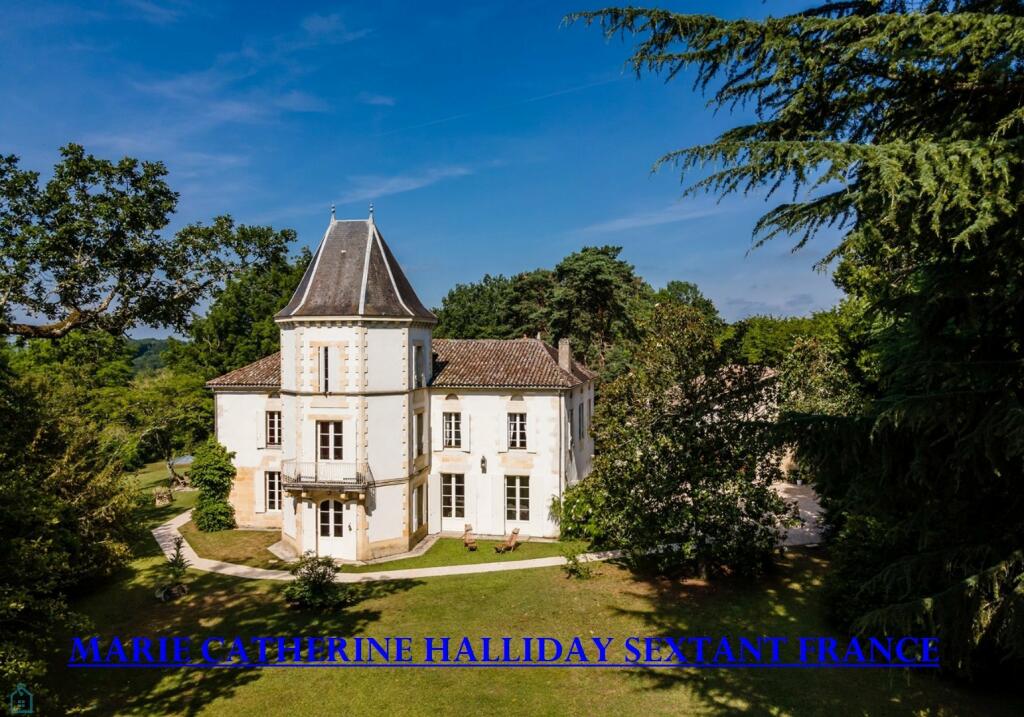 5 bedroom castle for sale in Aquitaine, Dordogne, Eymet, France