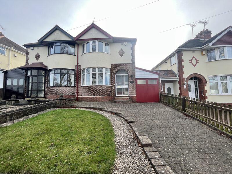3 bedroom semidetached house for sale in Kingswinford Road, DUDLEY., DY1