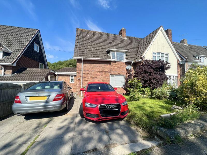 4 bedroom semidetached house for sale in Merryfield Road, RUSSELLS