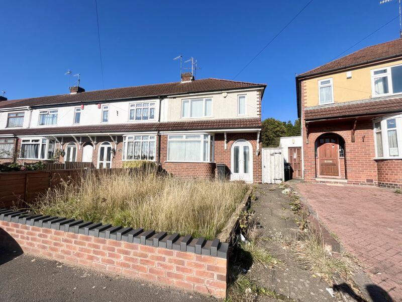 3 bedroom end of terrace house for sale in Saltwells Road, NETHERTON