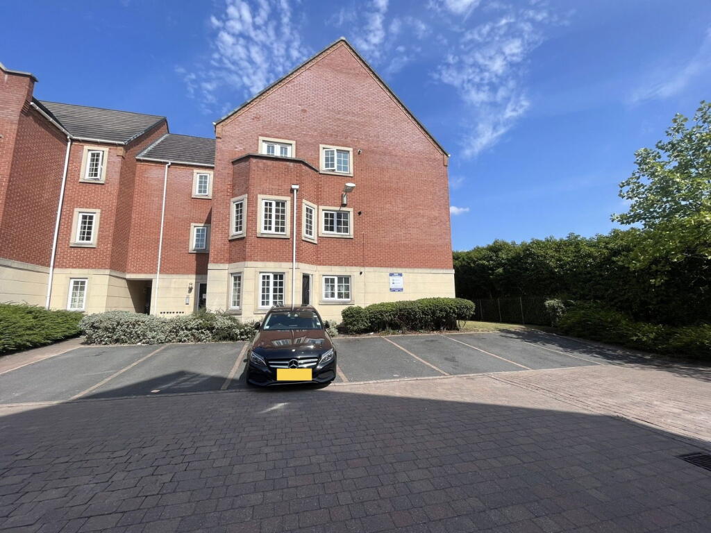 Main image of property: Columbus Avenue, Brierley Hill, DY5 1TW