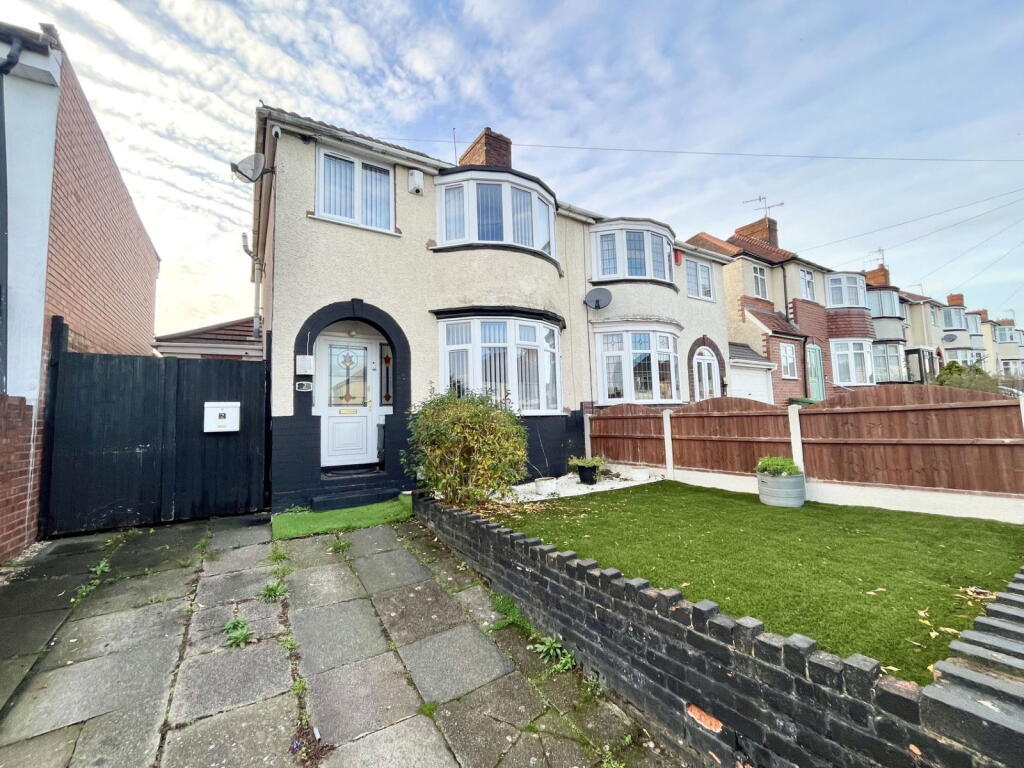 3 bedroom semi-detached house