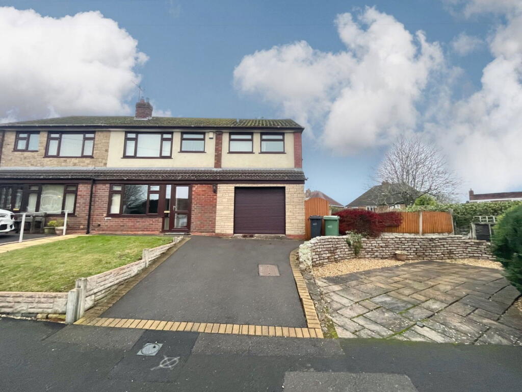 Main image of property: Queens Gardens, Netherton, Dudley, DY2 0JP