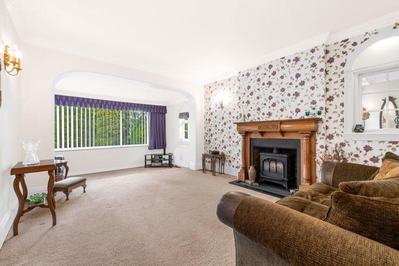 4 bedroom detached bungalow for sale in Longwood Road, Aldridge