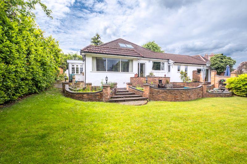 4 bedroom detached bungalow for sale in Longwood Road, Aldridge