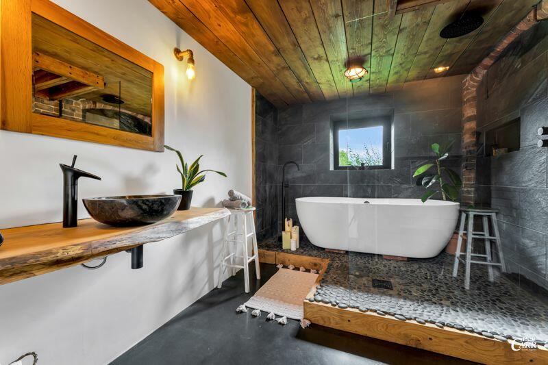 Additional property image - Oak Tree Barn, Bodymoor Green Farm, Kingsbury/Nether Whitaker, B78 2DZ