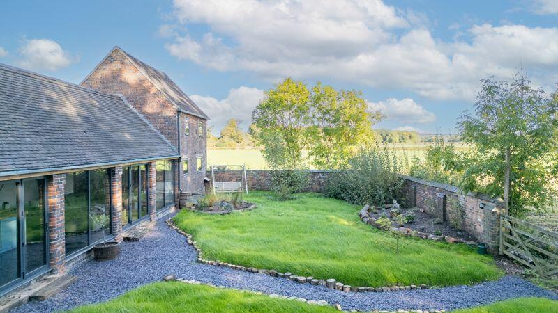 Additional property image - Oak Tree Barn, Bodymoor Green Farm, Kingsbury/Nether Whitaker, B78 2DZ