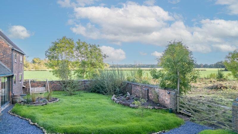Additional property image - Oak Tree Barn, Bodymoor Green Farm, Kingsbury/Nether Whitaker, B78 2DZ