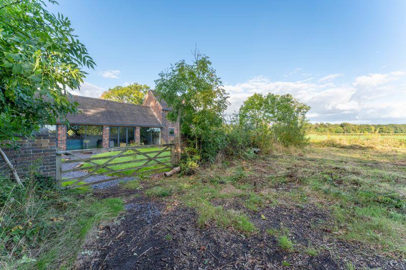 Additional property image - Oak Tree Barn, Bodymoor Green Farm, Kingsbury/Nether Whitaker, B78 2DZ