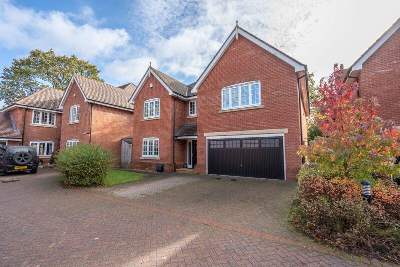 Main image of property: Parkfields (off Edge Hill Road), Four Oaks,B74 4GA