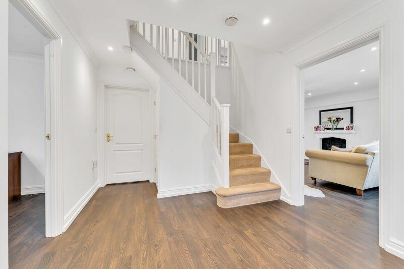 Additional property image - 3 West View Court, Sutton Coldfield