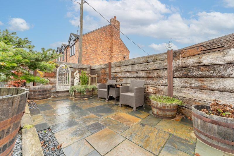 Additional property image - Church Farm Mews, Dosthill, Tamworth, B77 1PU