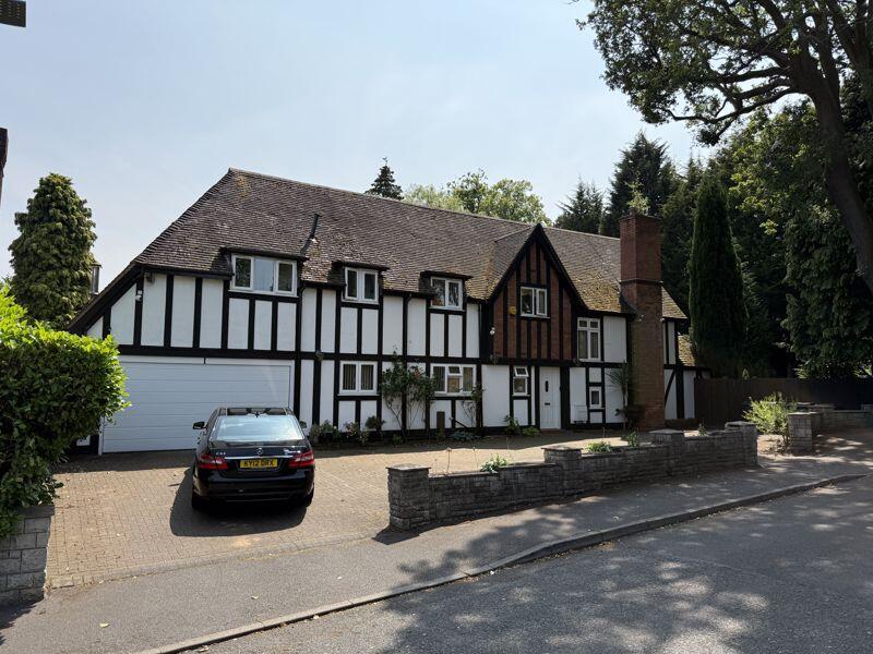 Main image of property: Oaklands Road, Four Oaks, Sutton Coldfield, B74 2TB