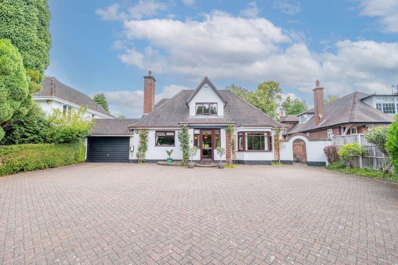 Main image of property: Streetly Lane, Sutton Coldfield, B74 4TD