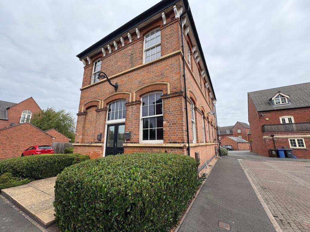 Main image of property: Village Mews, Burton-on-Trent, Staffordshire, DE14