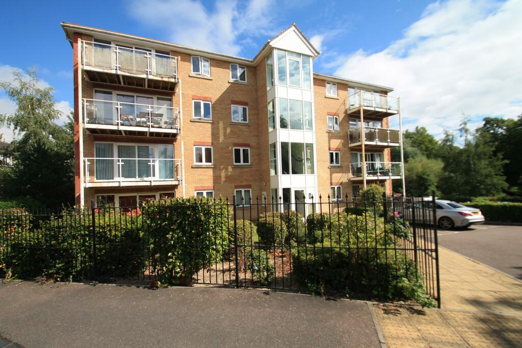 Main image of property: Foxglove Way, LUTON