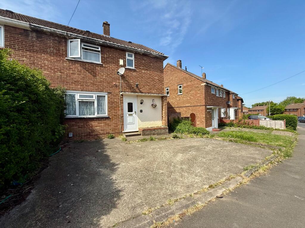 Main image of property: Hallwicks Road, LUTON