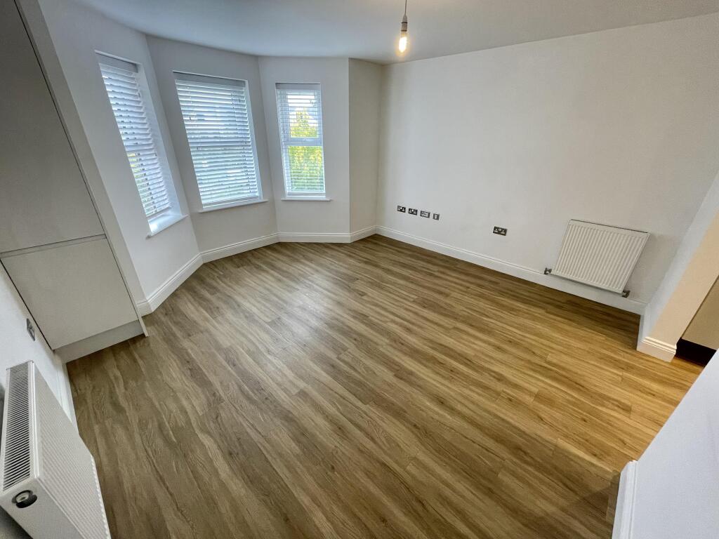 Main image of property: 16-36 South Road, Luton