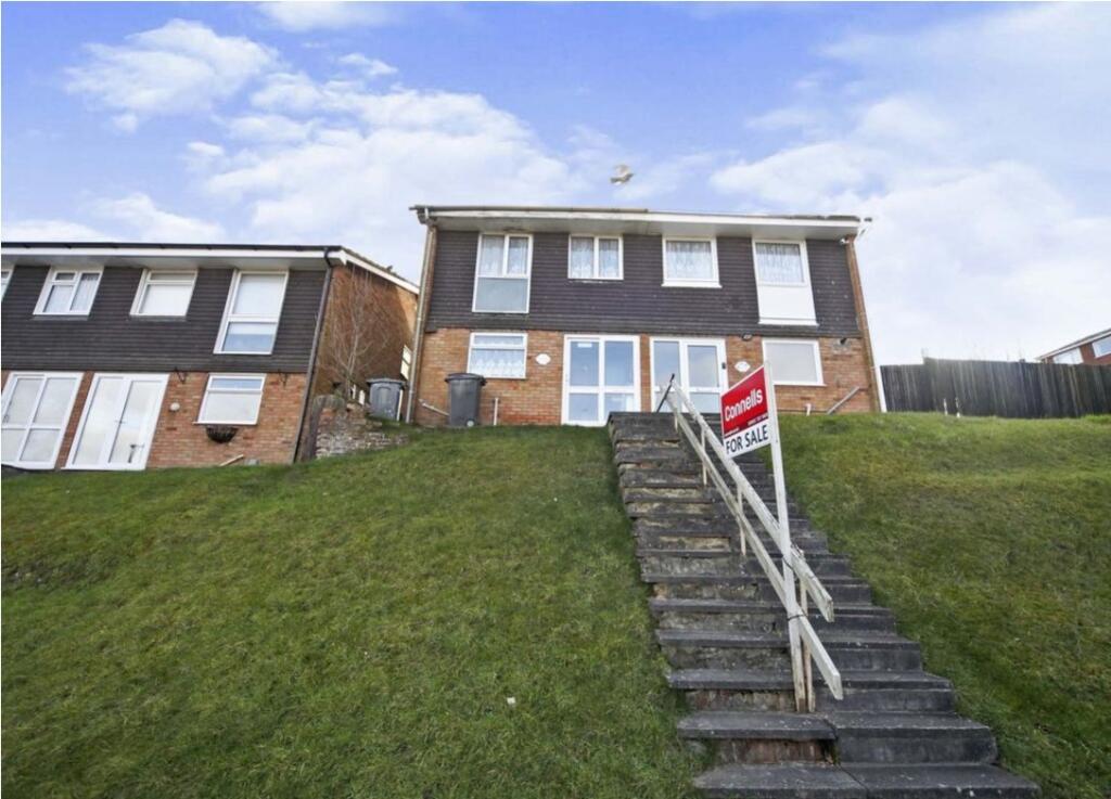 Main image of property: Devon Road, LUTON