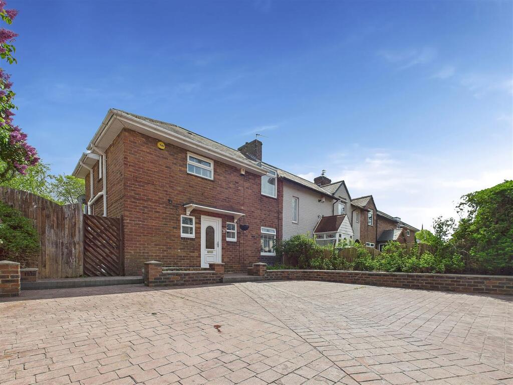 Main image of property: Fosse Terrace, Gateshead