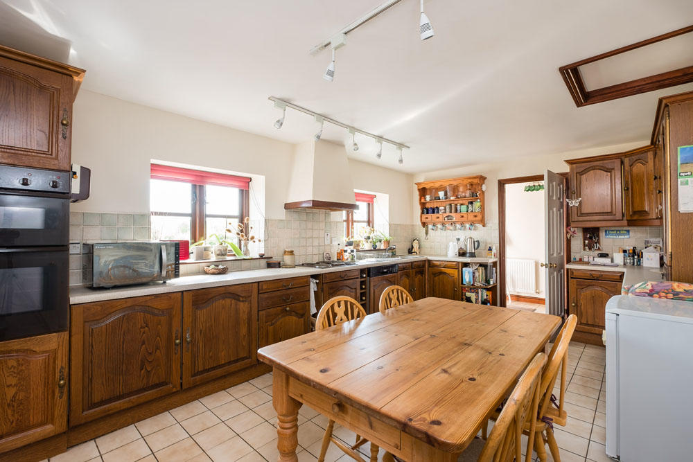 3 bedroom barn conversion for sale in Middleton on the Hill