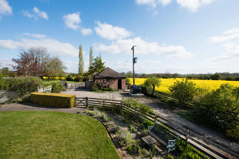 3 bedroom barn conversion for sale in Middleton on the Hill