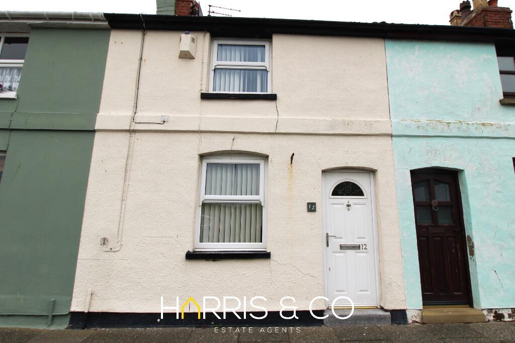 2 bedroom terraced house