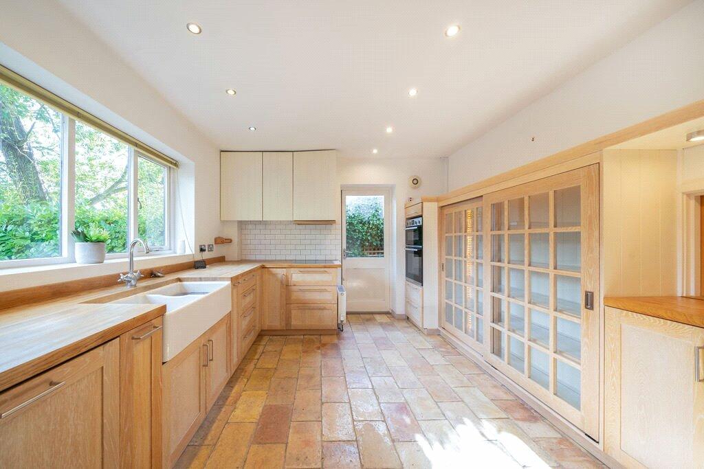 Additional property image - Ferndene, Bricket Wood, St. Albans, Hertfordshire, AL2