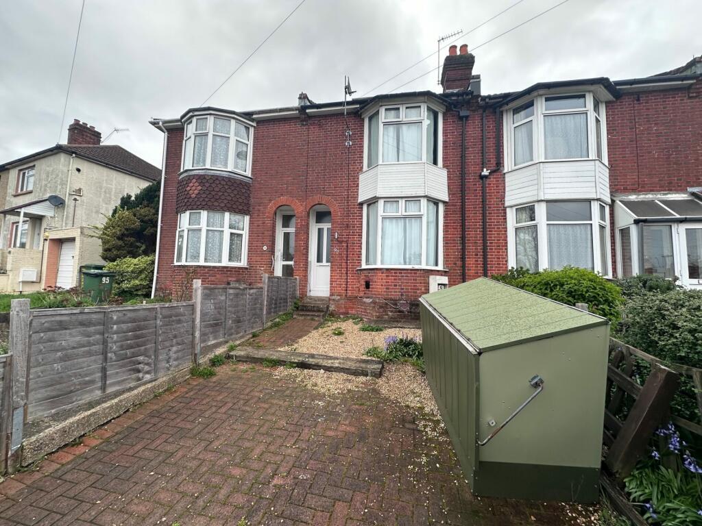 3 bedroom terraced house for sale in Warren Crescent, Southampton, SO16