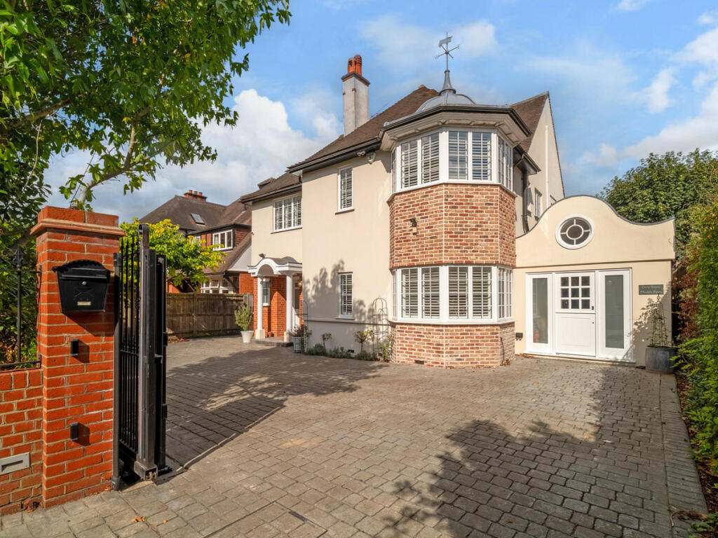 Main image of property: Copse Hill, London, SW20