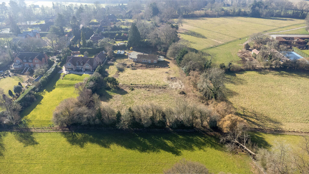 Main image of property: Satwell Close, Henley-on-thames, RG9