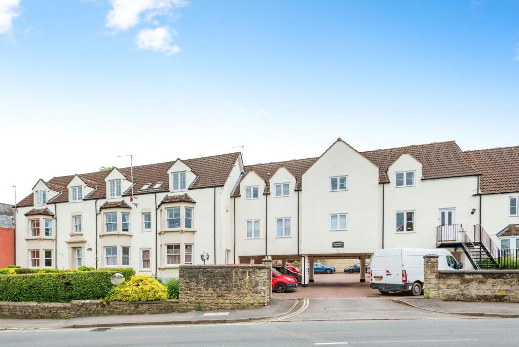 1 bedroom flat for sale in High Street, Purton, Swindon, Wiltshire, SN5