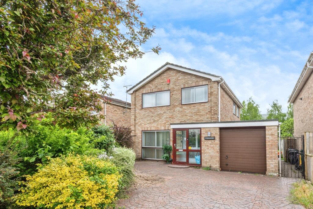Main image of property: Pinetree Rise, SWINDON, Wiltshire, SN25
