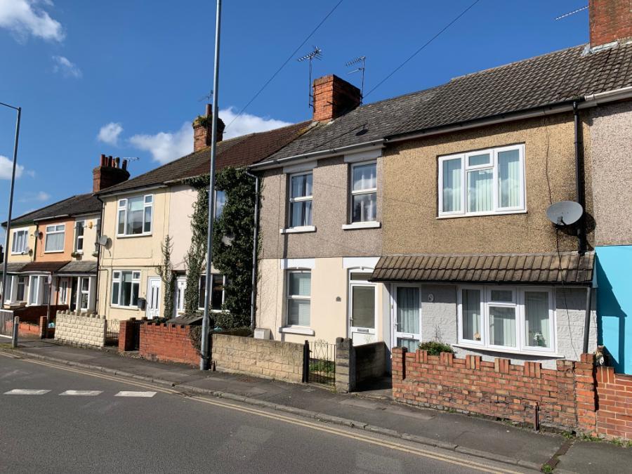 3 bedroom terraced house for sale in Westcott Place, Swindon, Wiltshire