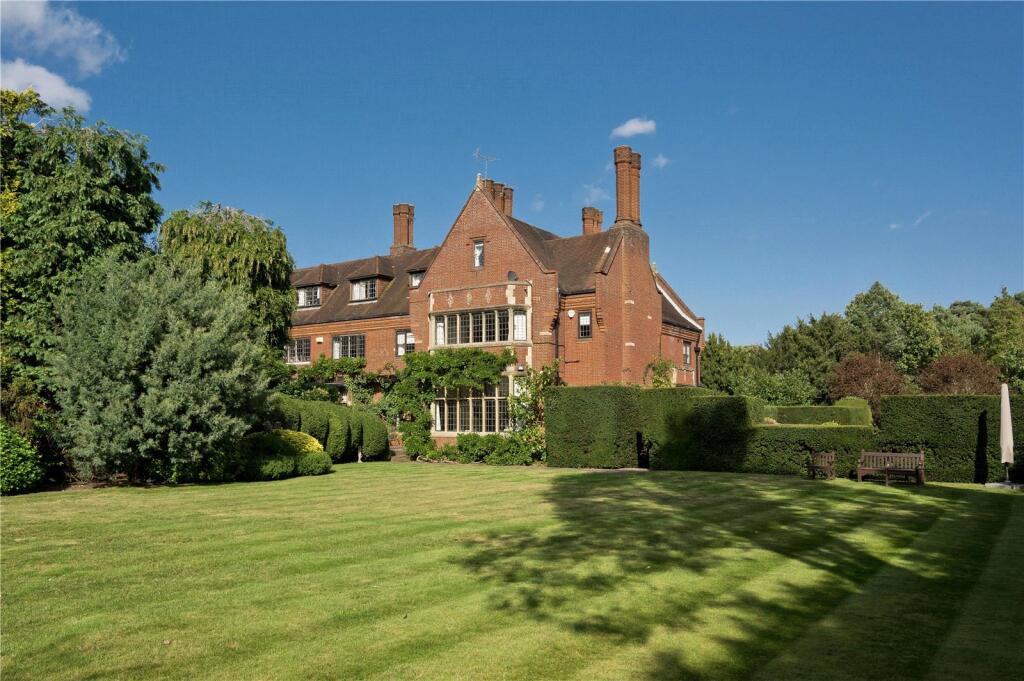 Main image of property: Old Avenue, St George's Hill, Weybridge, Surrey, KT13