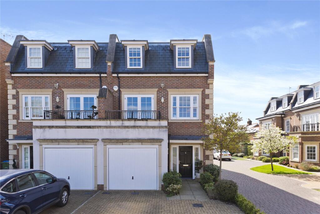 Main image of property: Lincoln Grove, Weybridge, Surrey, KT13