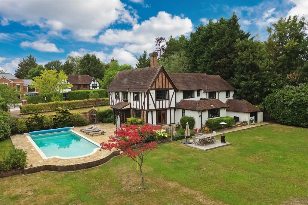 Main image of property: Silverdale Avenue, Walton-on-Thames, Surrey, KT12