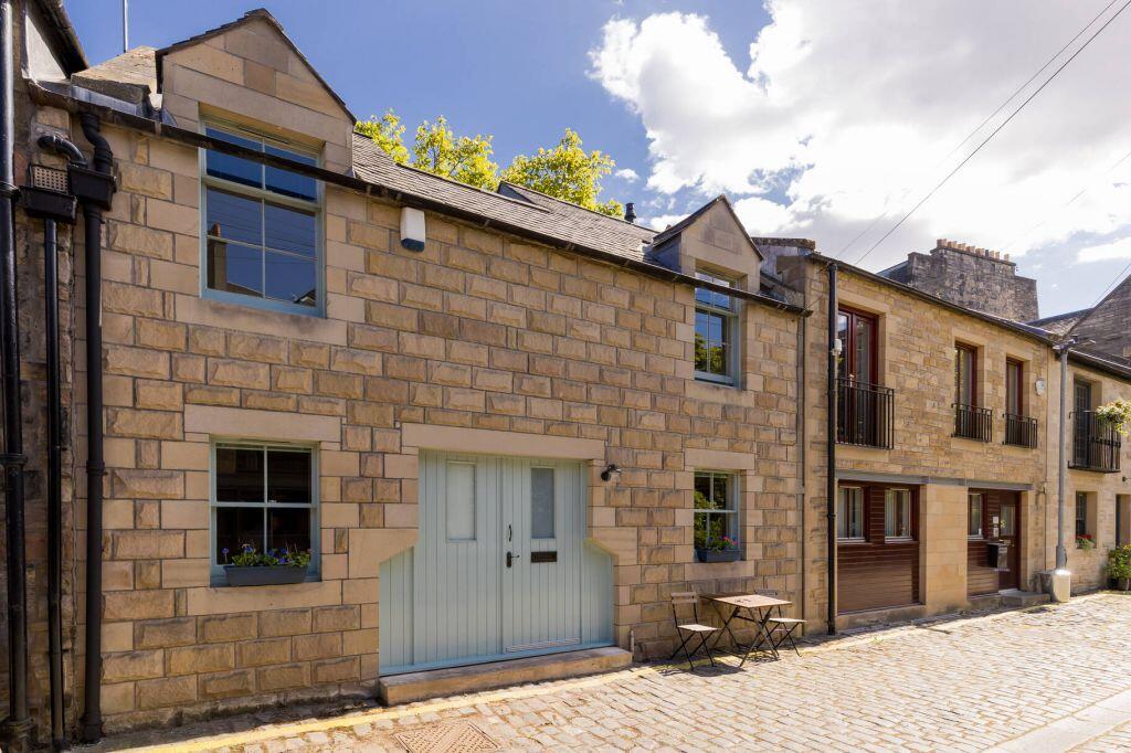 Main image of property: 9 Broughton Place Lane, Edinburgh, EH1 3RS