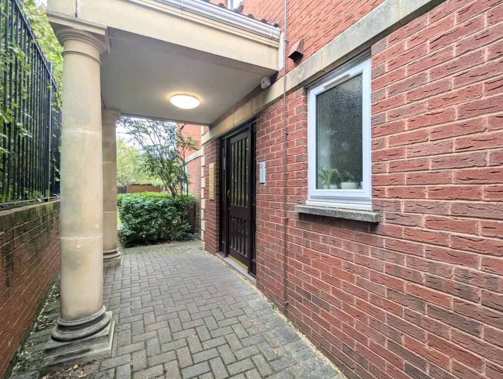 Main image of property: Fairlawn, Soundwell Road, Bristol, BS16