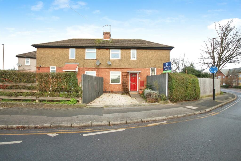 3 bedroom semidetached house for sale in Lydgate Road, Radford