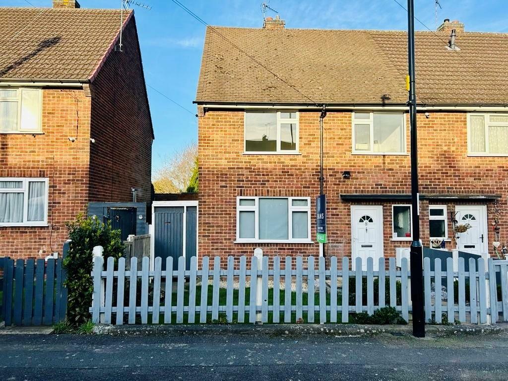 3 bedroom end of terrace house for sale in Keresley Close, Keresley