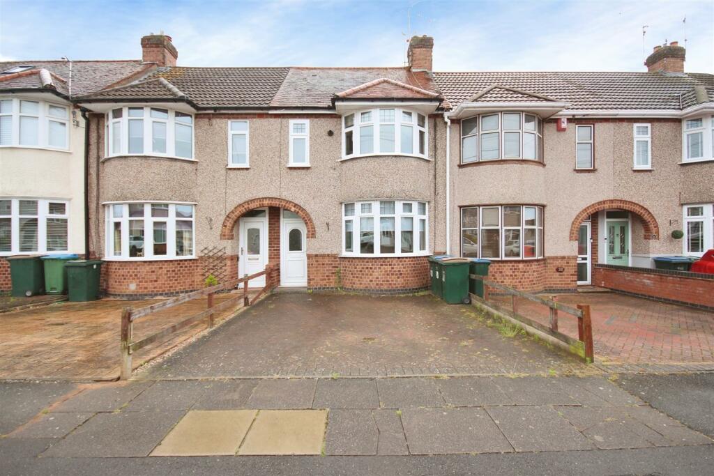 3 bedroom terraced house for sale in Birchfield Road, Coundon, Coventry