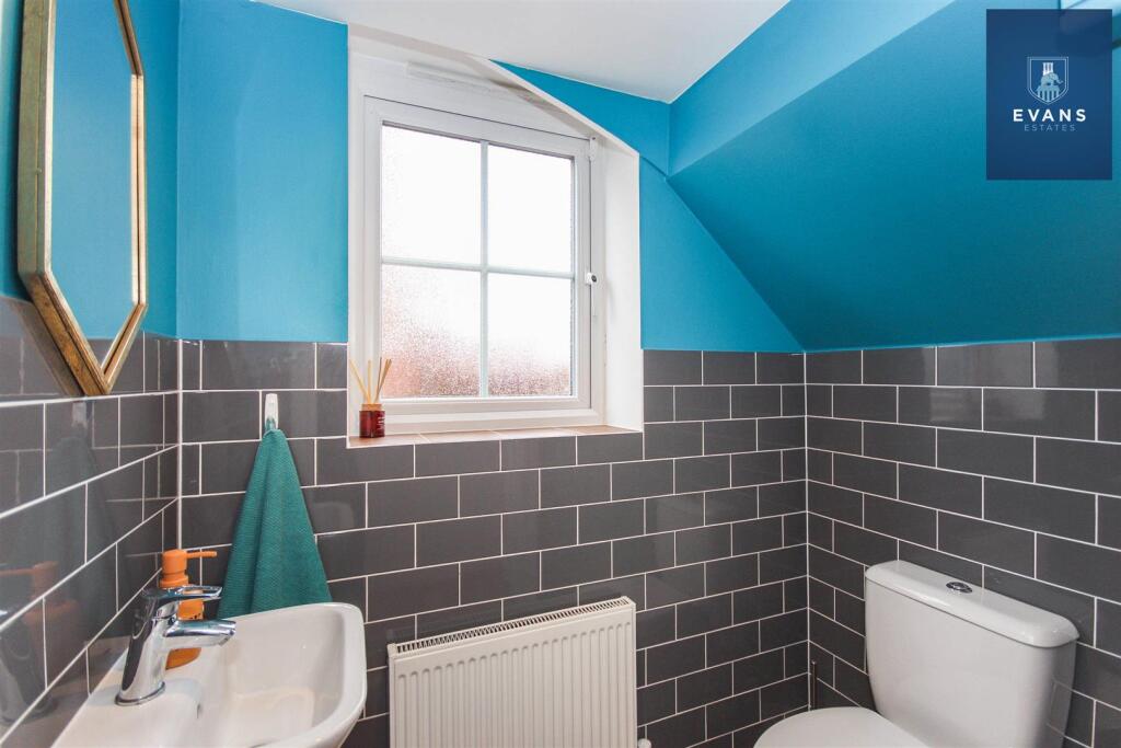 Additional property image - Oakwood Avenue, Willenhall, Coventry
