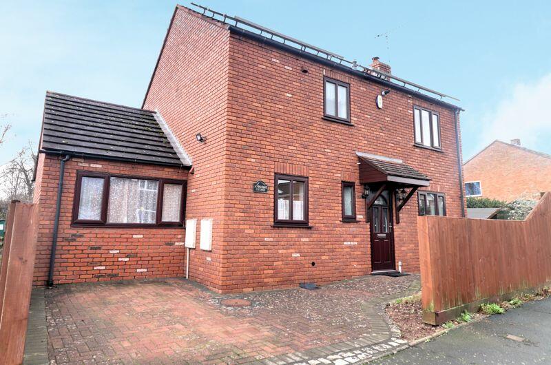 4 bedroom detached house for sale in Rowan Road, Market Drayton, TF9