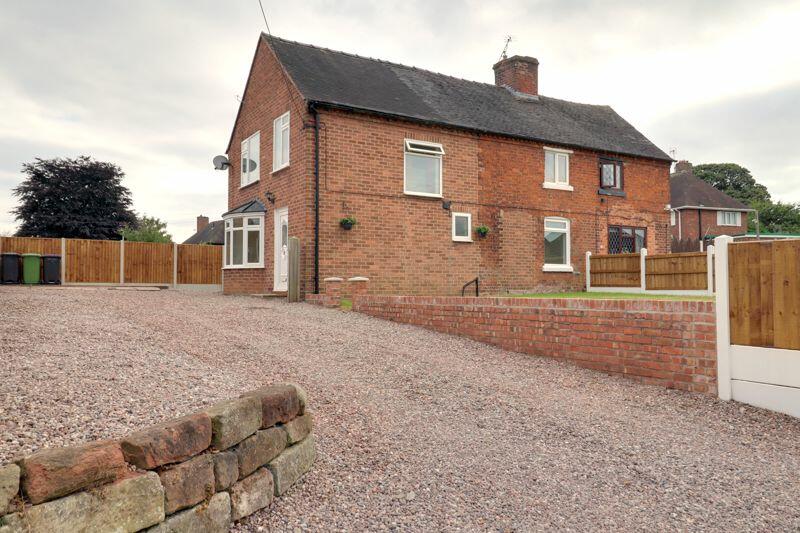 3 bedroom semidetached house for sale in Salisbury Road, Market