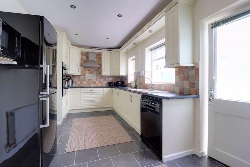 4 bedroom semidetached house for sale in Mill Green, Hinstock, Market